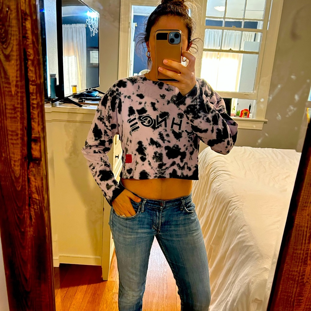 Long sleeve Chnge crop top